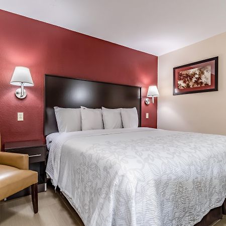 Red Roof Inn Plus+ Huntsville Ngoại thất bức ảnh