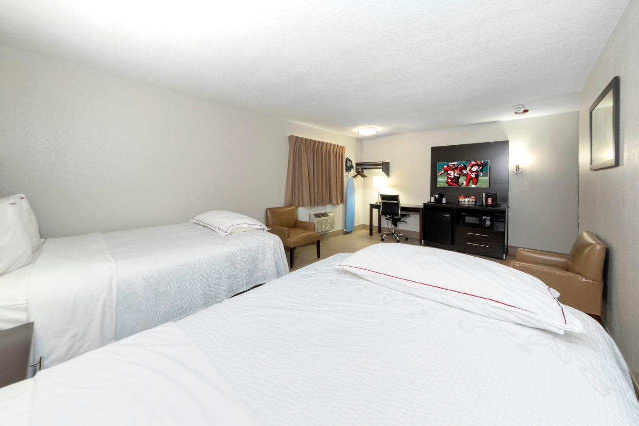 Red Roof Inn Plus+ Huntsville Ngoại thất bức ảnh