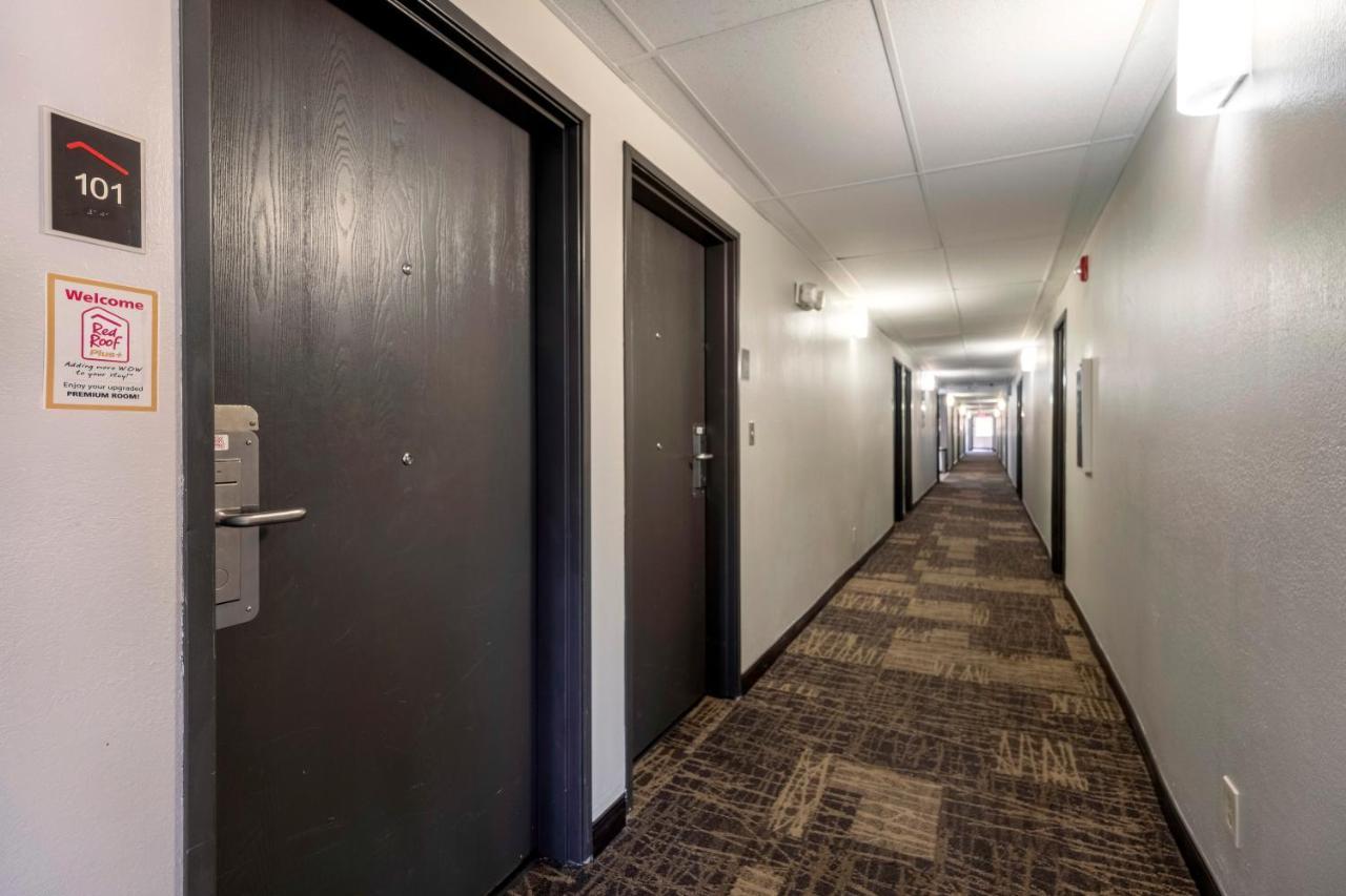Red Roof Inn Plus+ Huntsville Ngoại thất bức ảnh