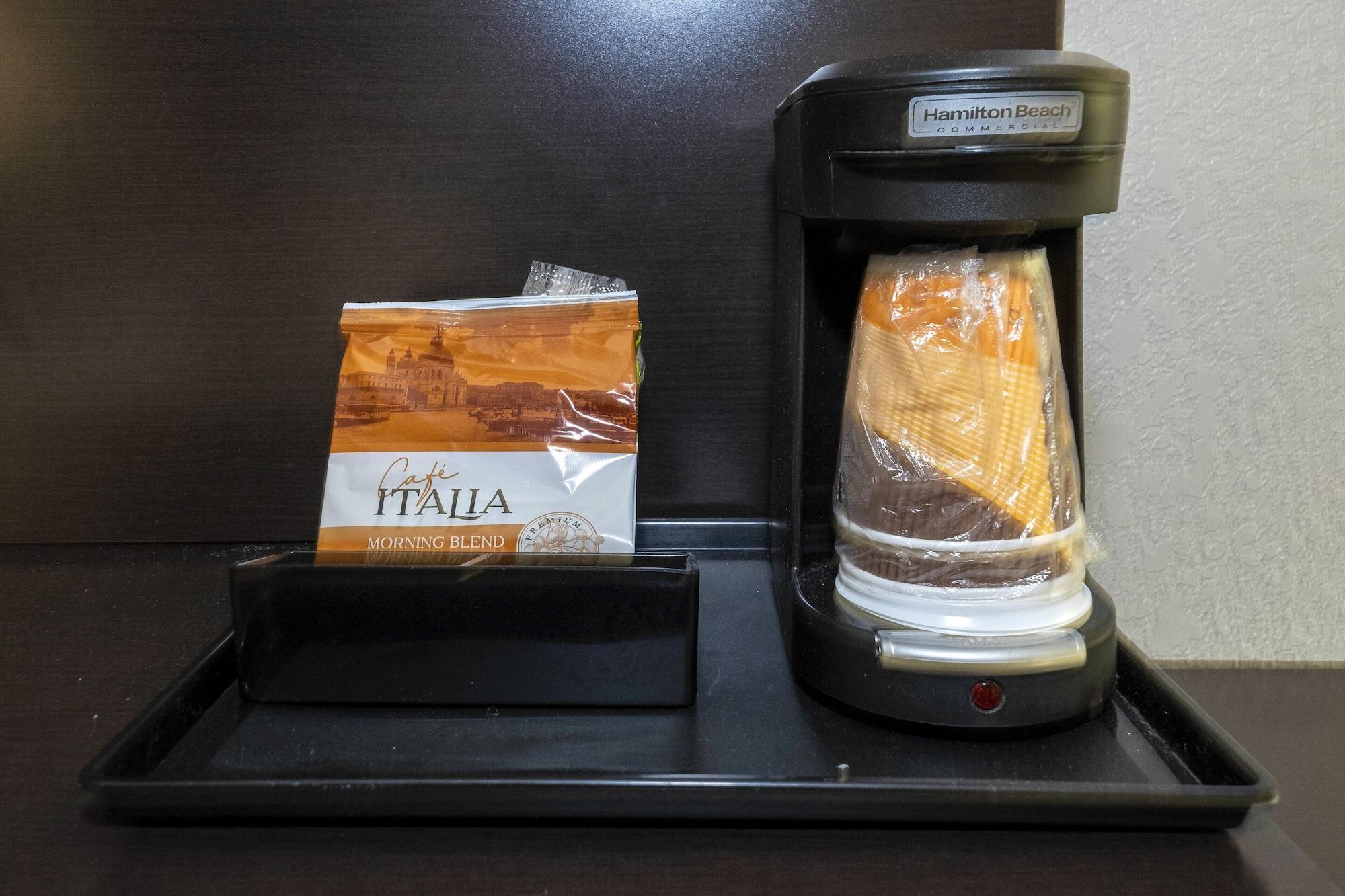 Red Roof Inn Plus+ Huntsville Ngoại thất bức ảnh