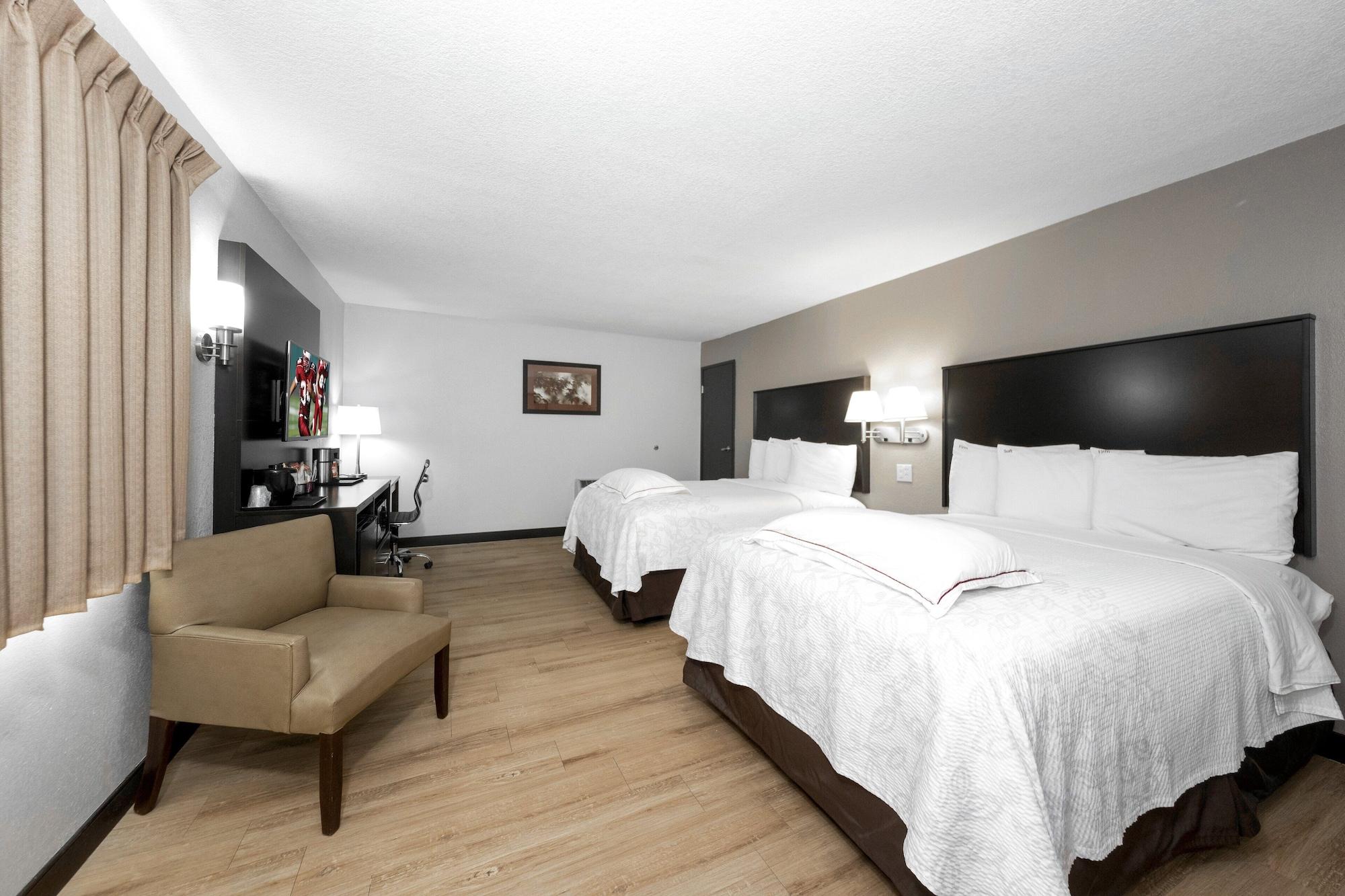 Red Roof Inn Plus+ Huntsville Ngoại thất bức ảnh